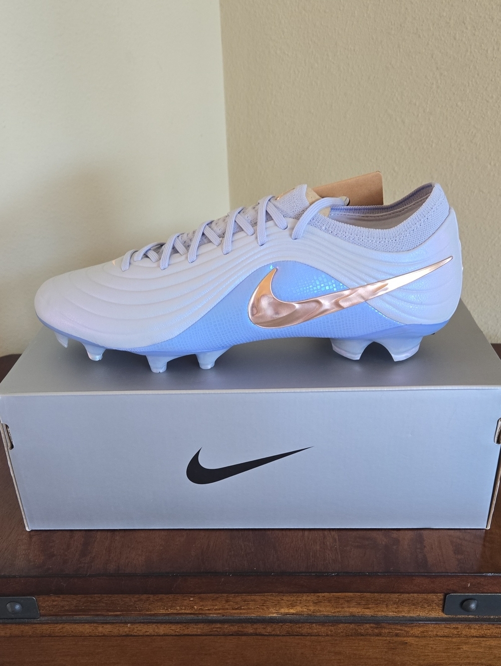 Nike Tiempo Maestro Elite FG with Bag